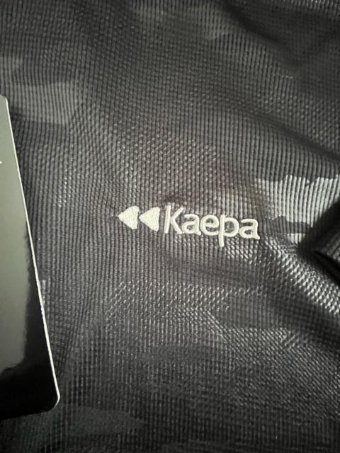 LLサイズ!高貴紳士的!ブランド品!kaepa!エンボス!メッシュ!DRY!UV対策!素材!半袖!ジップ!Tシャツ!カモフラ柄!黒 < 男性ファッション  LLサイズ!高貴紳士的!ブランド品!kaepa!エンボス!メッシュ!DRY!UV対策!素材!半袖!ジップ!Tシャツ!カモフラ柄!黒 < 男性ファッションの