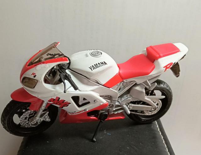 }CXgoCNf1/18iYAMAHAYZF-R1   zr[ 