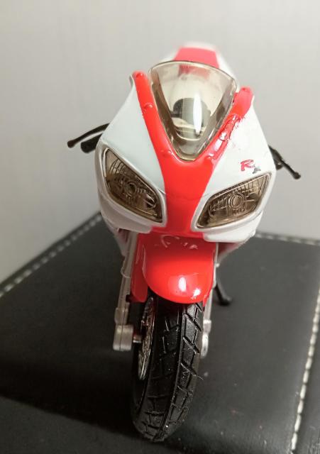 }CXgoCNf1/18iYAMAHAYZF-R1  zr[ 