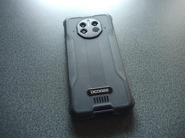 Doogee V10 聦  Ɠd/AV 