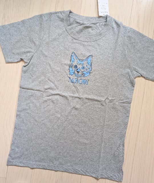 160★綿100%★ねこちゃんプリントTシャツ★新品★送料無料 < キッズ/ベビー  160★綿100%★ねこちゃんプリントTシャツ★新品★送料無料 < キッズ/ベビーの