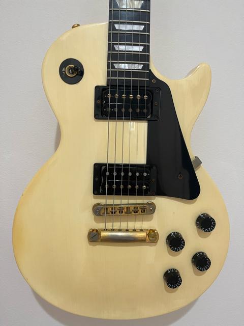 Gibson les Paul studio Mu\ X|[ X^WI G{j[w n[hP[Xt  zr[ 