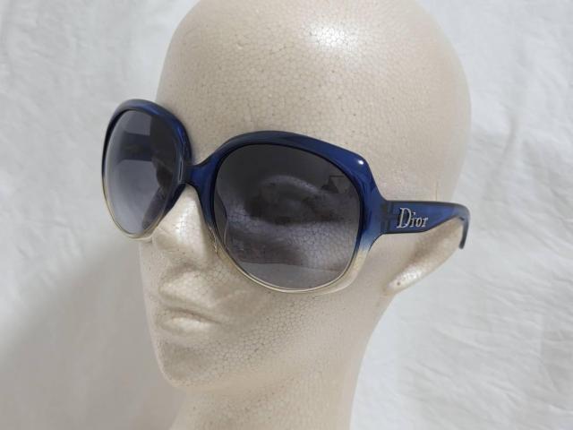 正規 浜崎あゆみ着 ディオール Dior グロッシー ロゴ サングラス ブルーグラデーション 黒 グラマラスリフレクションカラー < ブランド 正規 浜崎あゆみ着 ディオール Dior グロッシー ロゴ サングラス ブルーグラデーション 黒 グラマラスリフレクションカラー < ブランドの