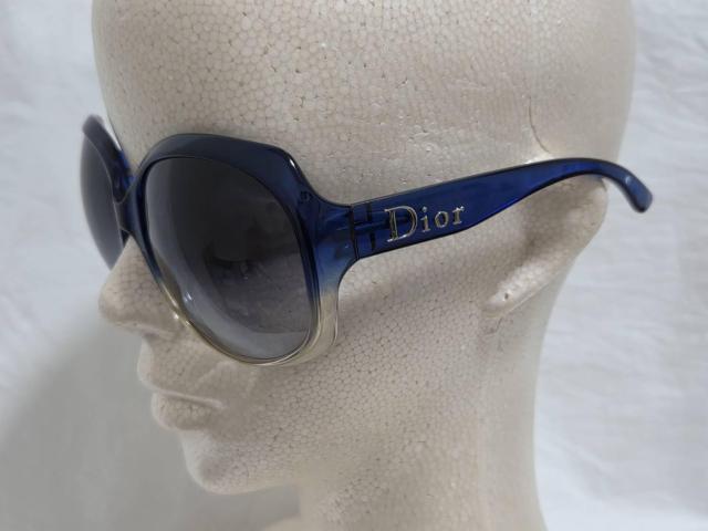 正規 浜崎あゆみ着 ディオール Dior グロッシー ロゴ サングラス ブルーグラデーション 黒 グラマラスリフレクションカラー < ブランド 正規 浜崎あゆみ着 ディオール Dior グロッシー ロゴ サングラス ブルーグラデーション 黒 グラマラスリフレクションカラー < ブランドの