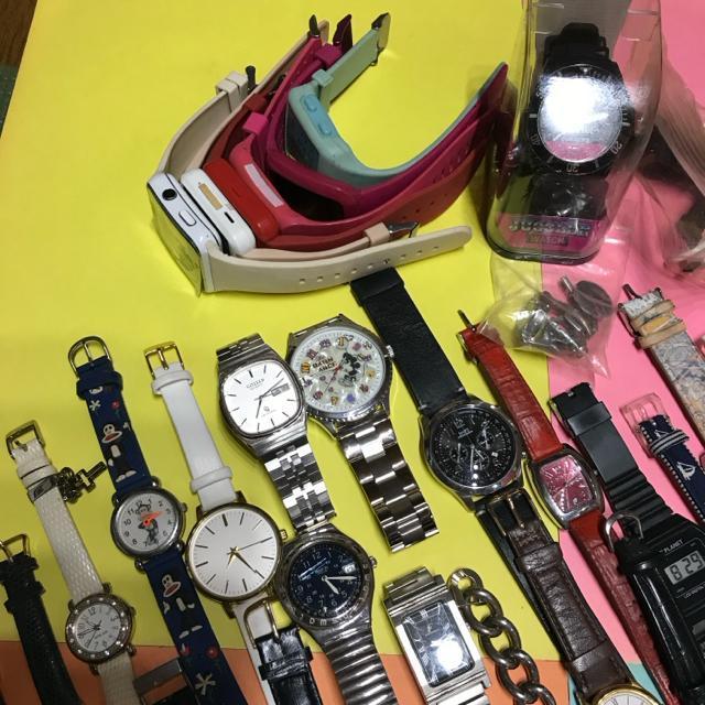 ジャンク 大量 腕時計 約70本 稼動品有り < ブランド ジャンク 大量 腕時計 約70本 稼動品有り < ブランドの