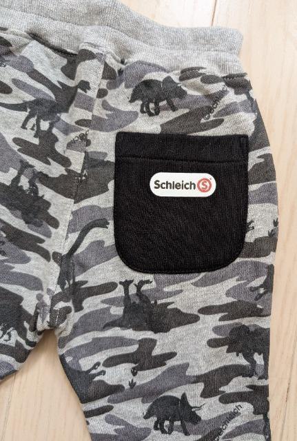 90★シュライヒ★Schleich★恐竜総柄裏毛パンツ★スウェットパンツ★新品★送料無料 < キッズ/ベビー  90★シュライヒ★Schleich★恐竜総柄裏毛パンツ★スウェットパンツ★新品★送料無料 < キッズ/ベビーの