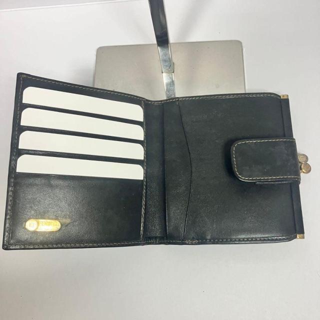 �t�F���f�B FENDI 2�܂���z ���܌� �y�J�� �u���E�� �u���b�N PVC �� �u�����h�� 