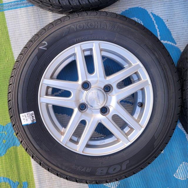 Weds ravrionアルミホイール13インチ5J+36 PCD100 夏タイヤ付き4本セットヨコハマ ジョブ RY52 < 自動車/バイク Weds ravrionアルミホイール13インチ5J+36 PCD100 夏タイヤ付き4本セットヨコハマ ジョブ RY52 < 自動車/バイク