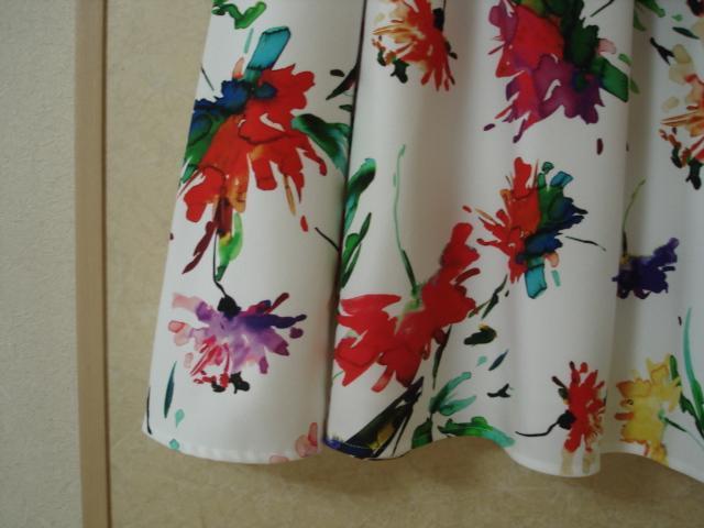 ���N�C�[���Y�R�[�g�@��l�ԕ��f�U�C���t���A�[�X�J�[�g���N���[�[�b�g�������i�I �� �u�����h�� 