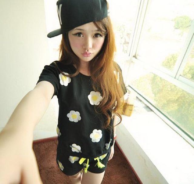 人気☆大柄花柄半袖半パン上下セット☆BK < 女性ファッション  人気☆大柄花柄半袖半パン上下セット☆BK < 女性ファッションの