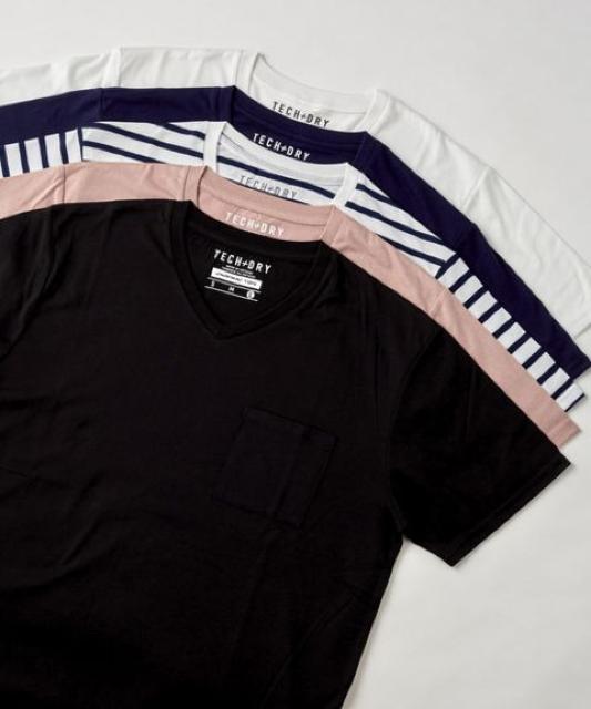 CIAOPANIC チャオパニック TECH+DRY Vネック Tシャツ/メンズ/S/黒/新品 < ブランド  CIAOPANIC チャオパニック TECH+DRY Vネック Tシャツ/メンズ/S/黒/新品 < ブランドの