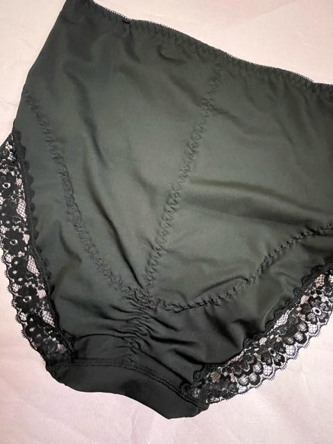 LLサイズ!光沢感ある!パワーネットでヒップアップ!吸水速乾!サラッと乾きやすくムレにくい!一枚ばきOK!ガードルショーツ! < 女性ファッション  LLサイズ!光沢感ある!パワーネットでヒップアップ!吸水速乾!サラッと乾きやすくムレにくい!一枚ばきOK!ガードルショーツ! < 女性ファッションの