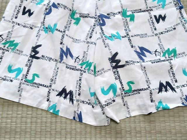 マンシングウェア ゴルフパンツ 9号 < レジャー/スポーツ マンシングウェア ゴルフパンツ 9号 < レジャー/スポーツの