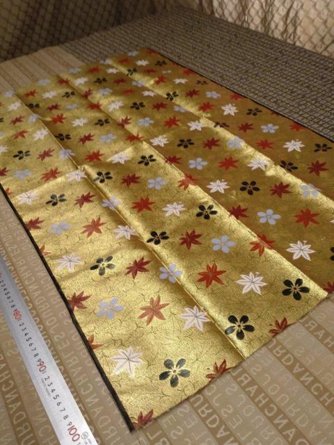 (2A111014)約64cm幅×約1m・金屏風のような金襴 < ペット/手芸/園芸 (2A111014)約64cm幅×約1m・金屏風のような金襴 < ペット/手芸/園芸の