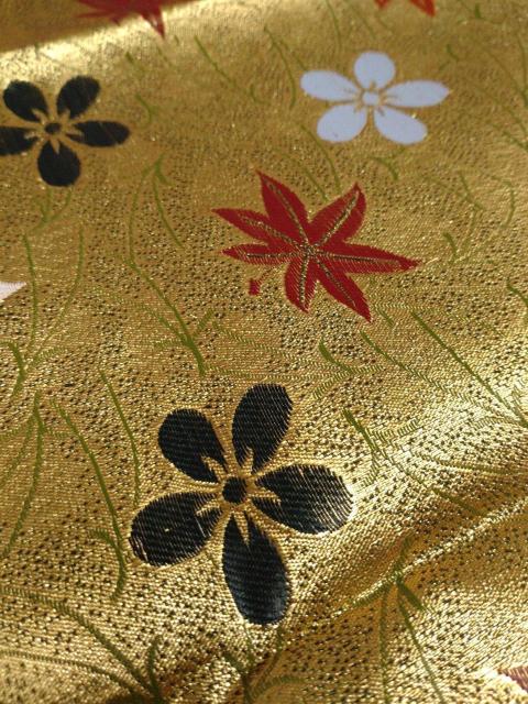 (2A111014)約64cm幅×約1m・金屏風のような金襴 < ペット/手芸/園芸 (2A111014)約64cm幅×約1m・金屏風のような金襴 < ペット/手芸/園芸の