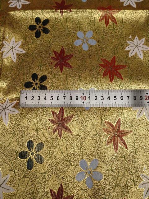 (2A111014)約64cm幅×約1m・金屏風のような金襴 < ペット/手芸/園芸 (2A111014)約64cm幅×約1m・金屏風のような金襴 < ペット/手芸/園芸の