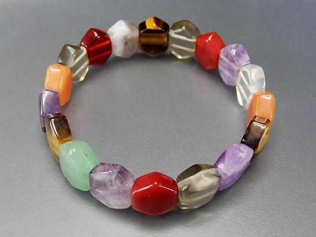 多種天然石六角形レア仕様バングルブレスレットアメジストタイガーアイ水晶etc. < 女性アクセサリー/時計  多種天然石六角形レア仕様バングルブレスレットアメジストタイガーアイ水晶etc. < 女性アクセサリー/時計の