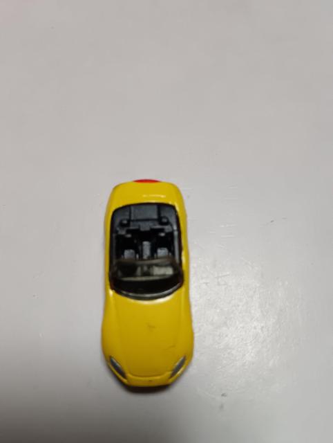 黄色いミニカー2台 < ホビー  黄色いミニカー2台 < ホビーの