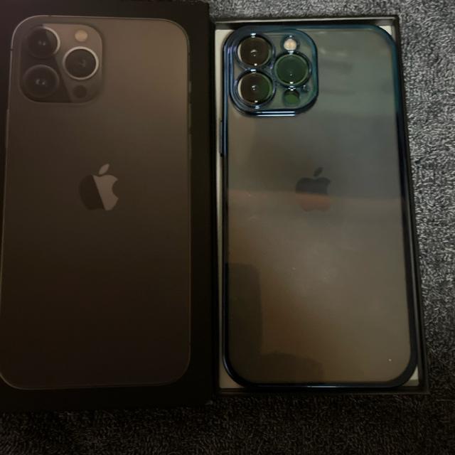 iPhone12pro}bNXiPhone12prõZbg̏oiɂȂ܂B  Ɠd/AV 