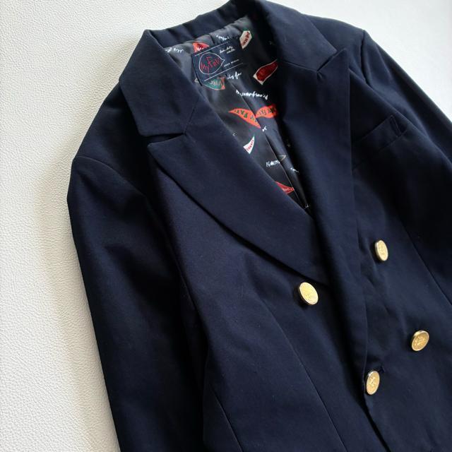 �����i���`���C���h�E�[�}�����E�[�����W���P�b�g�����u�����l�C�r�[�����{�^����F �� �����t�@�b�V������ 