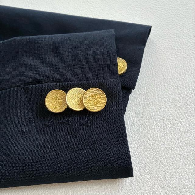 �����i���`���C���h�E�[�}�����E�[�����W���P�b�g�����u�����l�C�r�[�����{�^����F �� �����t�@�b�V������ 