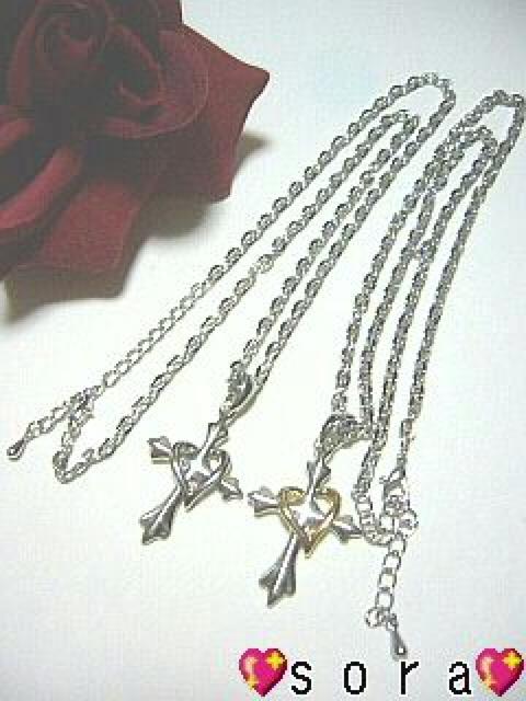 LOVE【プラチナ】2way♪ハートクロスペアネックレスセット シルバー×ゴールド 箱付 < 女性アクセサリー/時計 LOVE【プラチナ】2way♪ハートクロスペアネックレスセット シルバー×ゴールド 箱付 < 女性アクセサリー/時計の