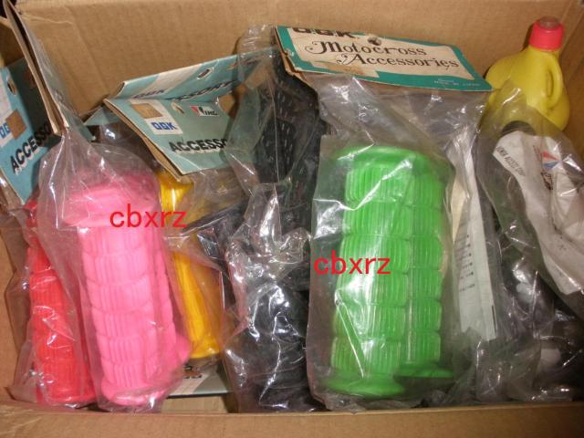 当時物 ハンドルグリップOGK いろいろたくさんチンカバーオイル < レジャー/スポーツ  当時物 ハンドルグリップOGK いろいろたくさんチンカバーオイル  < レジャー/スポーツの