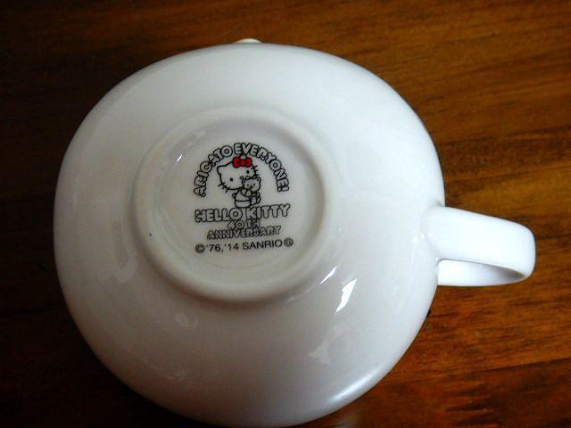 ◆ハローキティ hello kitty 40周年アニバーサリーシリーズ フェイスマグカップ イトーヨーカドー専門店街 未使用中古品 < インテリア/ライフ  ◆ハローキティ hello kitty 40周年アニバーサリーシリーズ フェイスマグカップ イトーヨーカドー専門店街 未使用中古品 < インテリア/ライフの