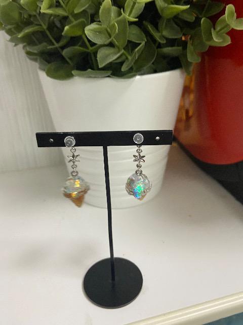 ハンドメイド レジンで作ったアイスクリームのピアス < 女性ファッション  ハンドメイド レジンで作ったアイスクリームのピアス < 女性ファッションの