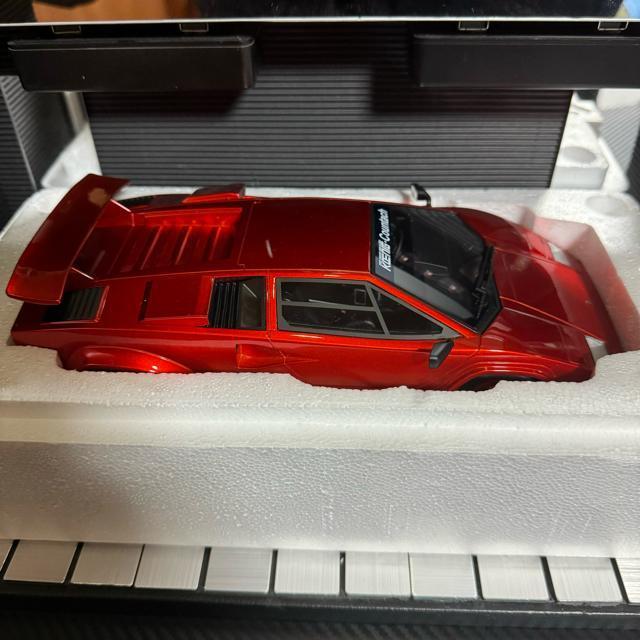未展示品GTスピリット1/18ケーニッヒスペシャル カウンタックレッドメタリック < ホビー  未展示品GTスピリット1/18ケーニッヒスペシャル カウンタックレッドメタリック < ホビーの