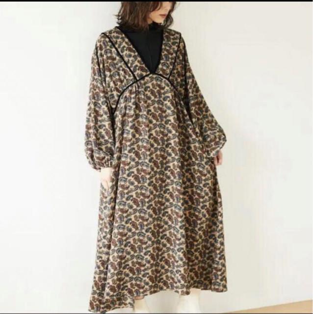 新品 novem 9 ペイズリーワンピース < 女性ファッション  新品 novem 9 ペイズリーワンピース < 女性ファッションの