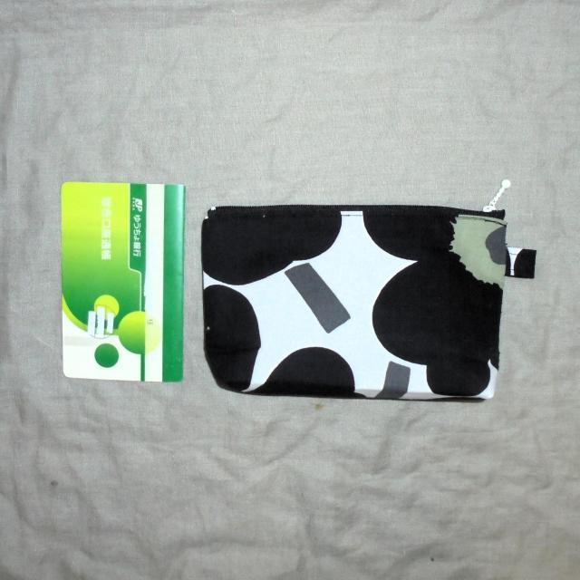 【20p幅】◆マリメッコMarimekko【PIENI UNIKKO】◆ファスナーポーチ < 女性ファッション  【20p幅】◆マリメッコMarimekko【PIENI UNIKKO】◆ファスナーポーチ < 女性ファッションの