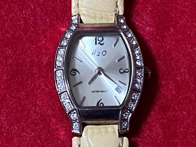 H2O 婦人ドレスウオッチ ストーン 日付表示付き 動作品4111-06-2 < ブランド  H2O 婦人ドレスウオッチ ストーン 日付表示付き 動作品4111-06-2  < ブランドの