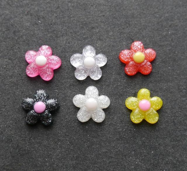 プラパーツ 手芸・アクセサリーパーツ  小さめお花 パーツ 6個セット  デコパーツ ネイルアート < 香水/コスメ/ネイル  プラパーツ 手芸・アクセサリーパーツ  小さめお花 パーツ 6個セット  デコパーツ ネイルアート  < 香水/コスメ/ネイルの