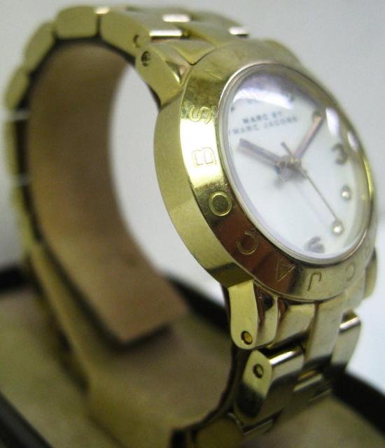 fB[X }[NWFCRuXMARCBYMARCJACOBS3jMBM3057  uh 