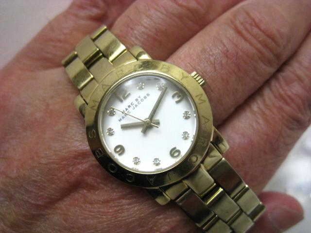 fB[X }[NWFCRuXMARCBYMARCJACOBS3jMBM3057  uh 