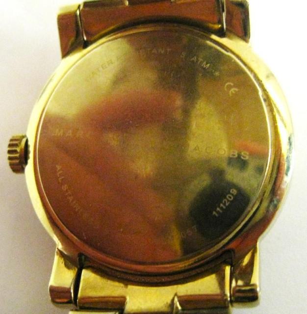 fB[X }[NWFCRuXMARCBYMARCJACOBS3jMBM3057  uh 