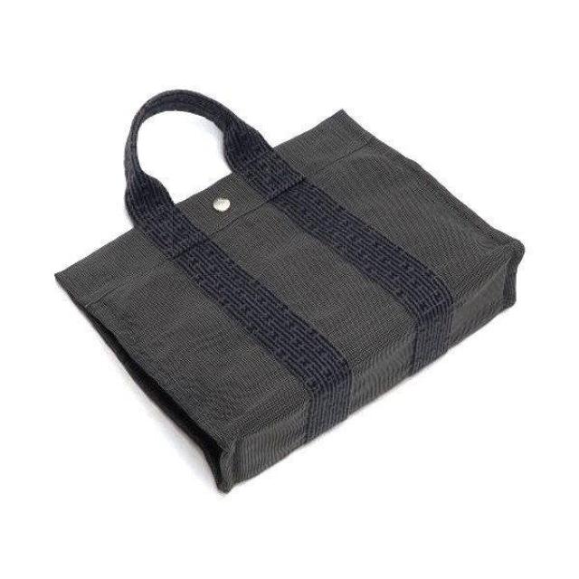 ◆ 本物 美品 ◆ HERMES エルメス エールラインPM トートバッグ ハンドバッグ グレー エールライン ファスナー 人気 < ブランド  ◆ 本物 美品 ◆ HERMES エルメス エールラインPM トートバッグ ハンドバッグ グレー エールライン ファスナー 人気 < ブランドの