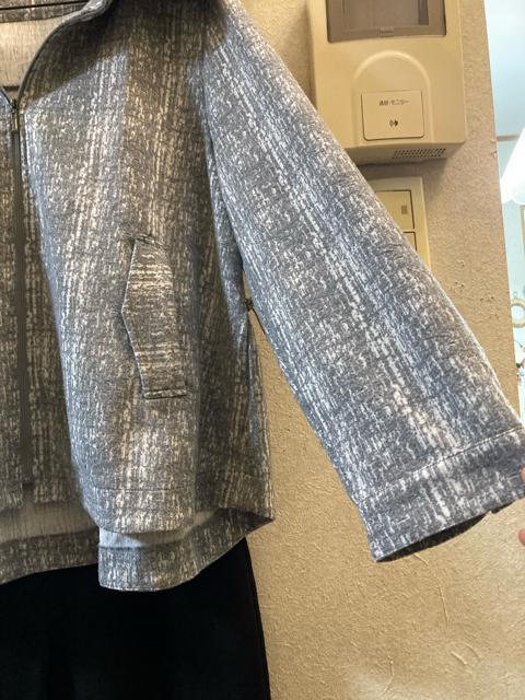3L未使用薄グレー地模様ブルゾン < 女性ファッション  3L未使用薄グレー地模様ブルゾン < 女性ファッションの