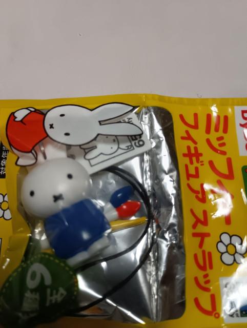 ミッフィーコインケースとストラップ < アニメ/コミック/キャラクター  ミッフィーコインケースとストラップ < アニメ/コミック/キャラクターの