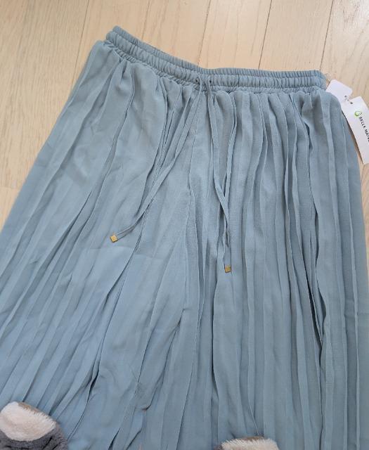 �R�k���x�����]�����X�J�[�g�����v���[�c�K�E�`���p���c���V�i���������� �� �����t�@�b�V������ 