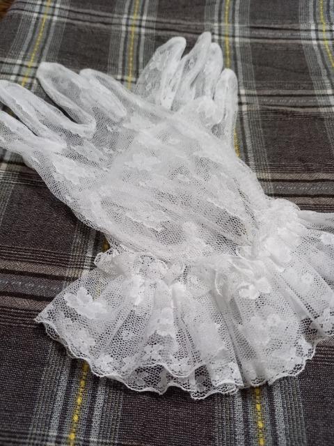 S 白のレ−スの手袋 < 女性ファッション  S 白のレ−スの手袋 < 女性ファッションの