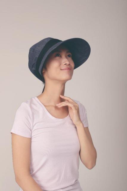 ���i����y�{���l�����z2228��800����Ɍ�����f�j���N���b�V�F�X�q �u���[