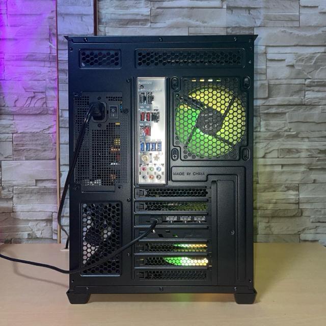 yVifXNgbvPCzRyzen7 7800X3D RT9070XT 32GB SSD1TB 850W
