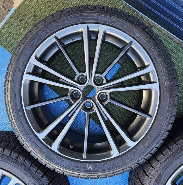 トヨタ 86 純正/スバル BRZ 純正 17インチホイール7J  ET48 pcd100 5穴スタッドレスタイヤ付き4本セット < 自動車/バイク トヨタ 86 純正/スバル BRZ 純正 17インチホイール7J  ET48 pcd100 5穴スタッドレスタイヤ付き4本セット < 自動車/バイク