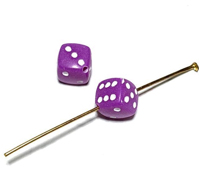 460 小さなサイコロ型のビーズ 紫 2個 樹脂チャーム アクセサリーパーツ ゲーム < ペット/手芸/園芸 460 小さなサイコロ型のビーズ 紫 2個 樹脂チャーム アクセサリーパーツ ゲーム < ペット/手芸/園芸の