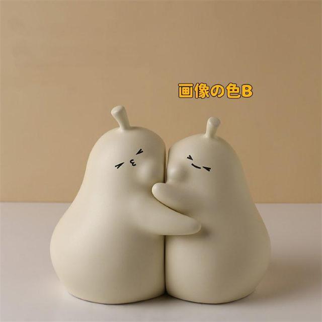 抱き梨 本立て セラミック置物 インテリア飾り 梨オブジェ 癒やしアイテム < インテリア/ライフ 抱き梨 本立て セラミック置物 インテリア飾り 梨オブジェ 癒やしアイテム < インテリア/ライフの