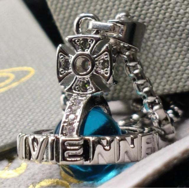 Vivienne Westwood �y�C�Y���[�I�[�u�l�b�N���X �u���[ �� �u�����h�� 