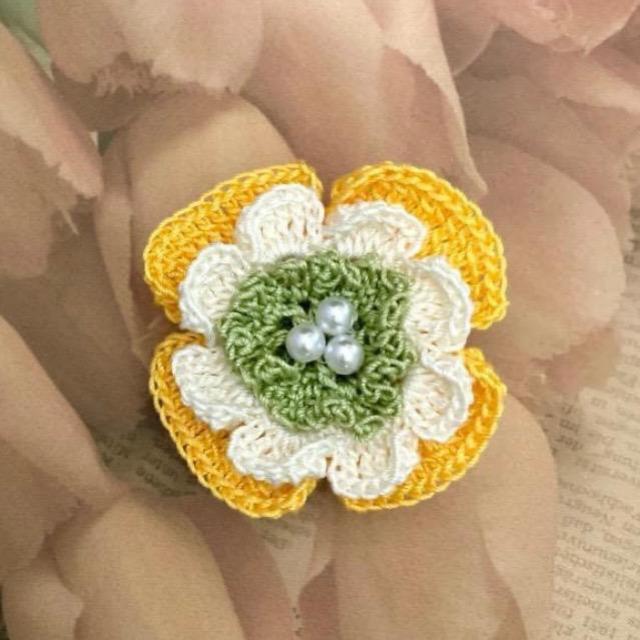 ハンドメイド♪レース編み アネモネ風お花モチーフのブローチ < 女性ファッション  ハンドメイド♪レース編み アネモネ風お花モチーフのブローチ  < 女性ファッションの