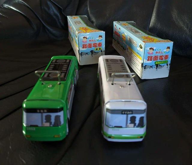 ブリキ屋■ブリキのおもちゃ■ぼくとわたしの路面電車■都電&低床式(グリーン)のセット■日本製■ブリキ■都電■低床式路面電車 < ホビー ブリキ屋■ブリキのおもちゃ■ぼくとわたしの路面電車■都電&低床式(グリーン)のセット■日本製■ブリキ■都電■低床式路面電車 < ホビーの